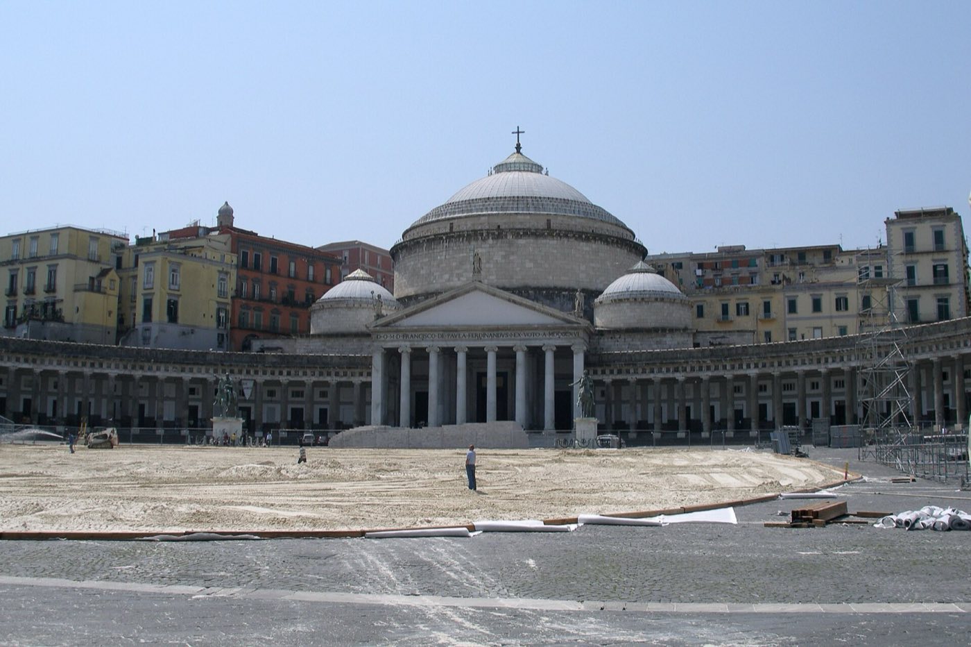 Piazza del Plebiscito in Naples, hub of the sites covered by the Naples city pass